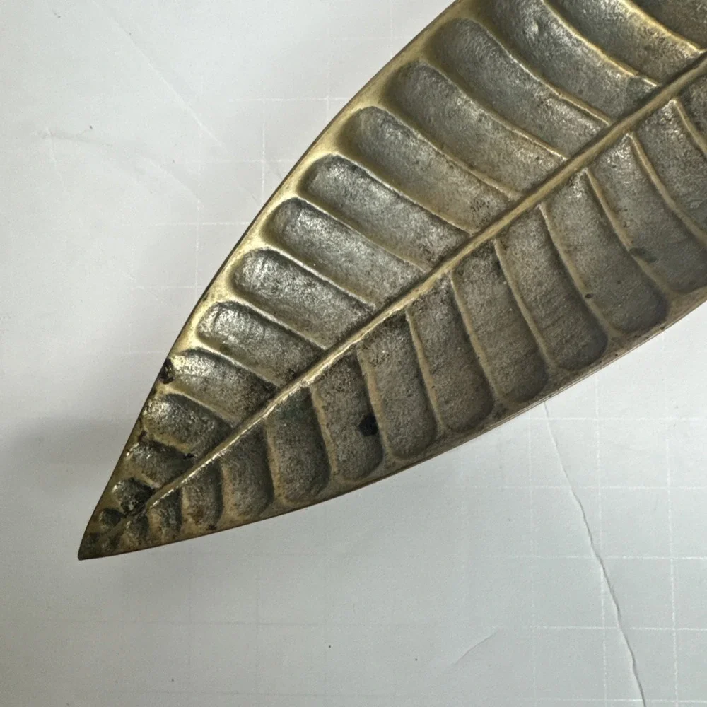 Vintage Solid Brass Leaf Shaped Trinket Dish Tray 10